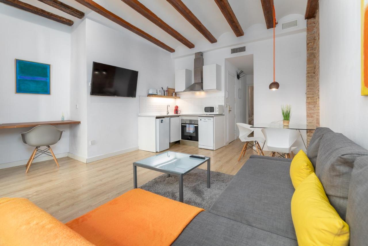 Baron Suites Reina Valence Extérieur photo