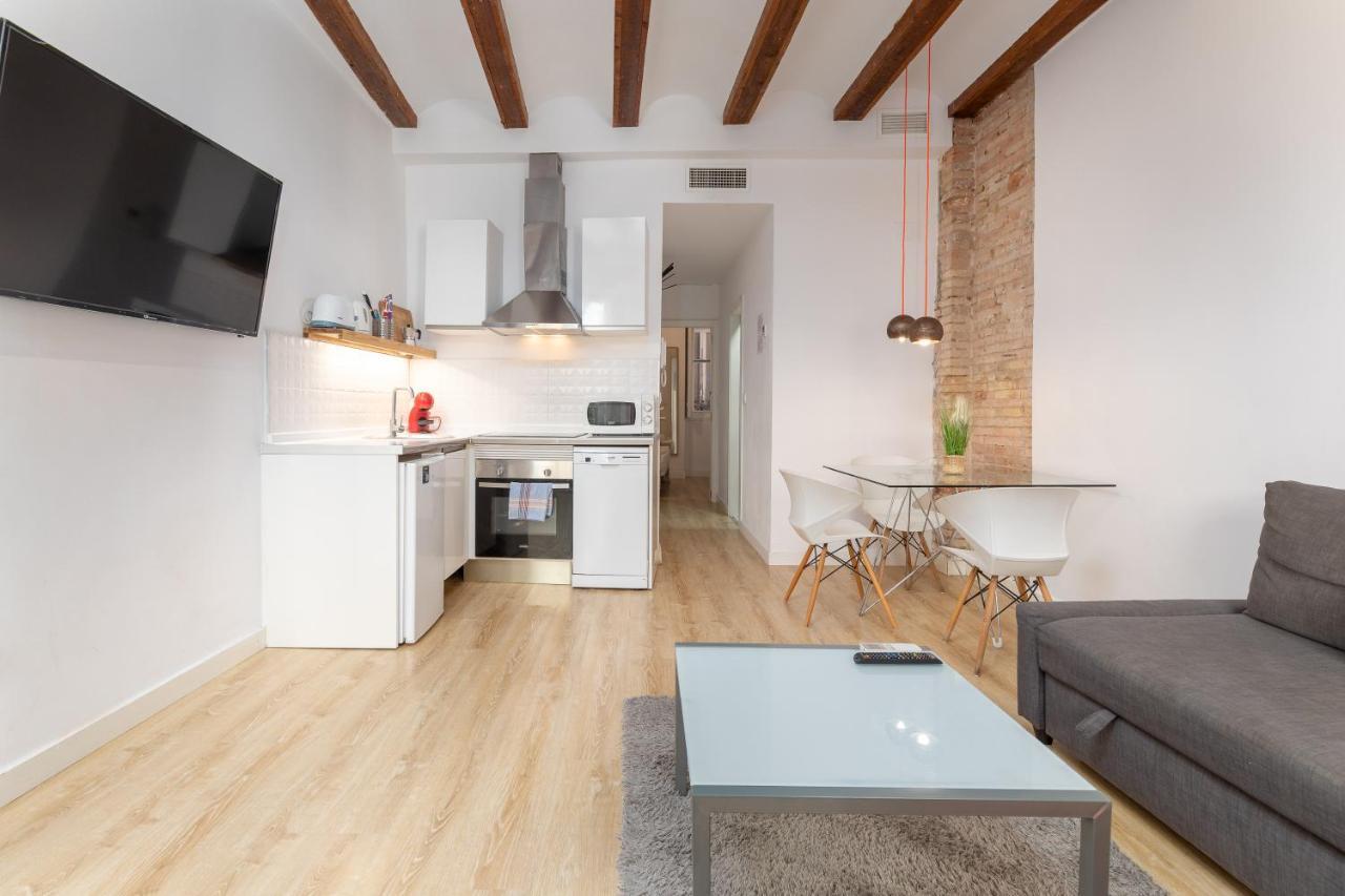 Baron Suites Reina Valence Extérieur photo